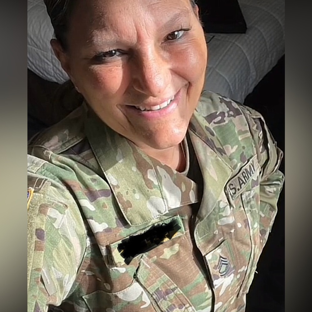 Meet your posher Bruja KIM Psychic Medium, SANCISTA, reiki master, veteran witch